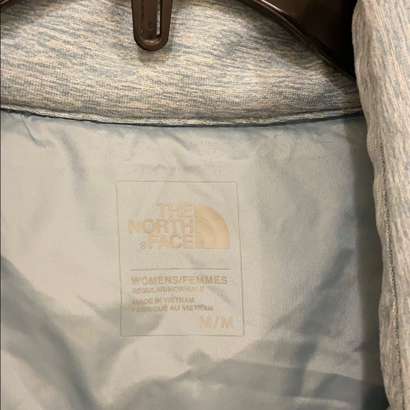 Heathered Powder Blue North Face Vest - Picture 5 of 5